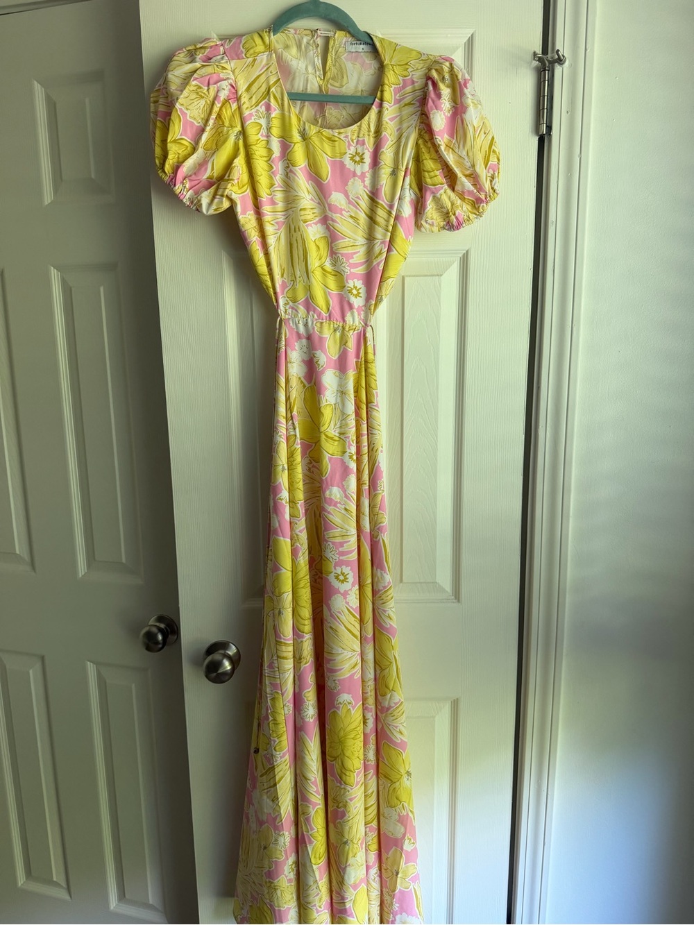 Maxi Puff-Sleeve Floral Dress in Pink and Yellow